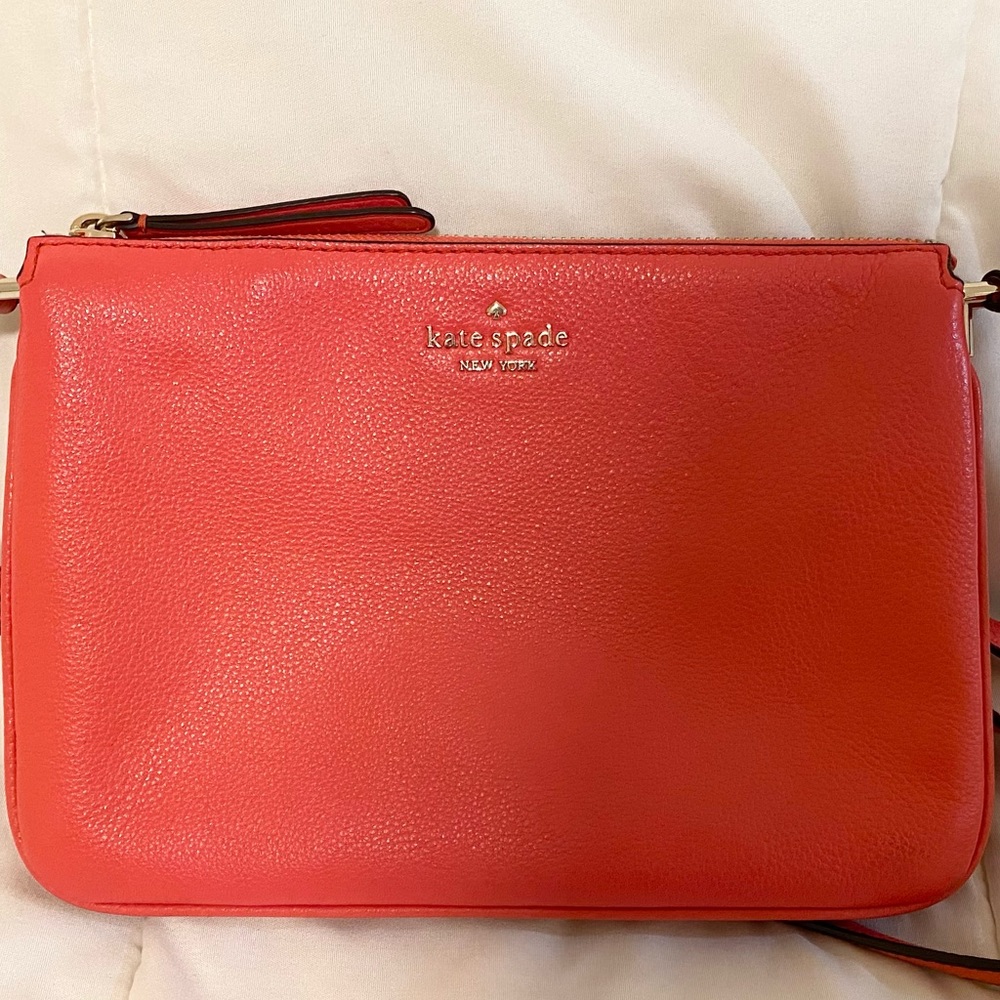 Kate Spade New York Triple Gusset Crossbody Bag in Stoplight